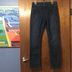 Jones New York size 10 classic straight